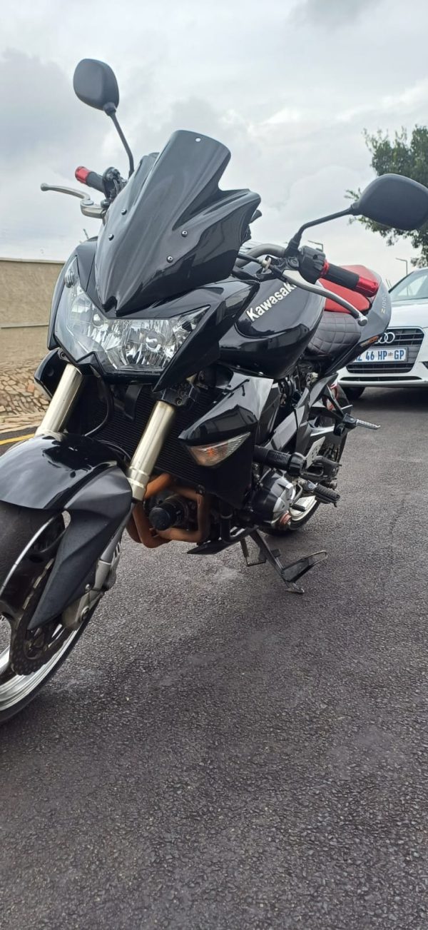 Kawasaki Z1000 - Image 3