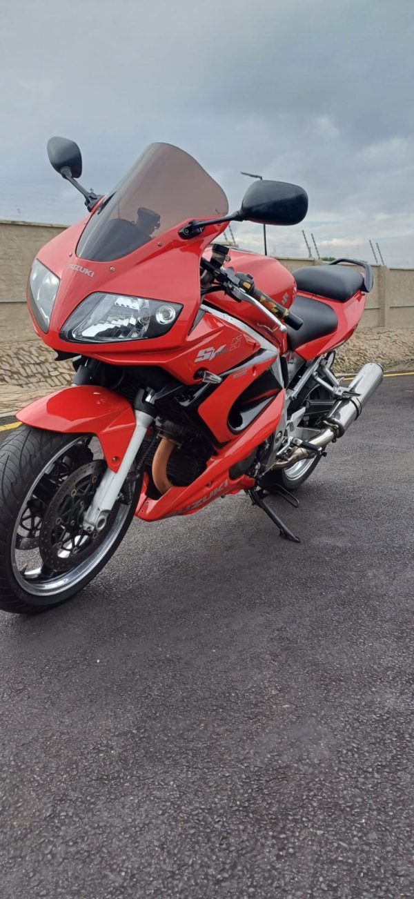 Suzuki SV1000