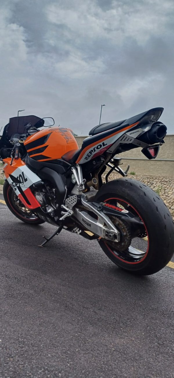 HONDA CBR 1000RR REPSOL - Image 3