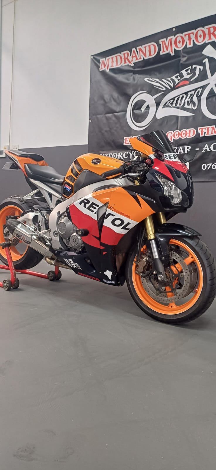 HONDA CBR1000RR REPSOL