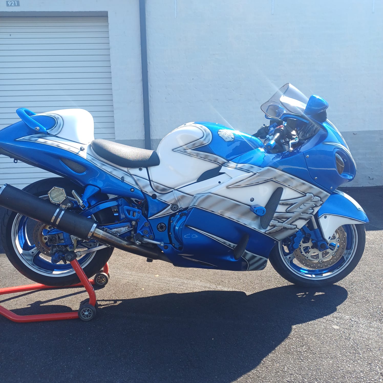 SUZUKI GSX-1300-R HYABUSA