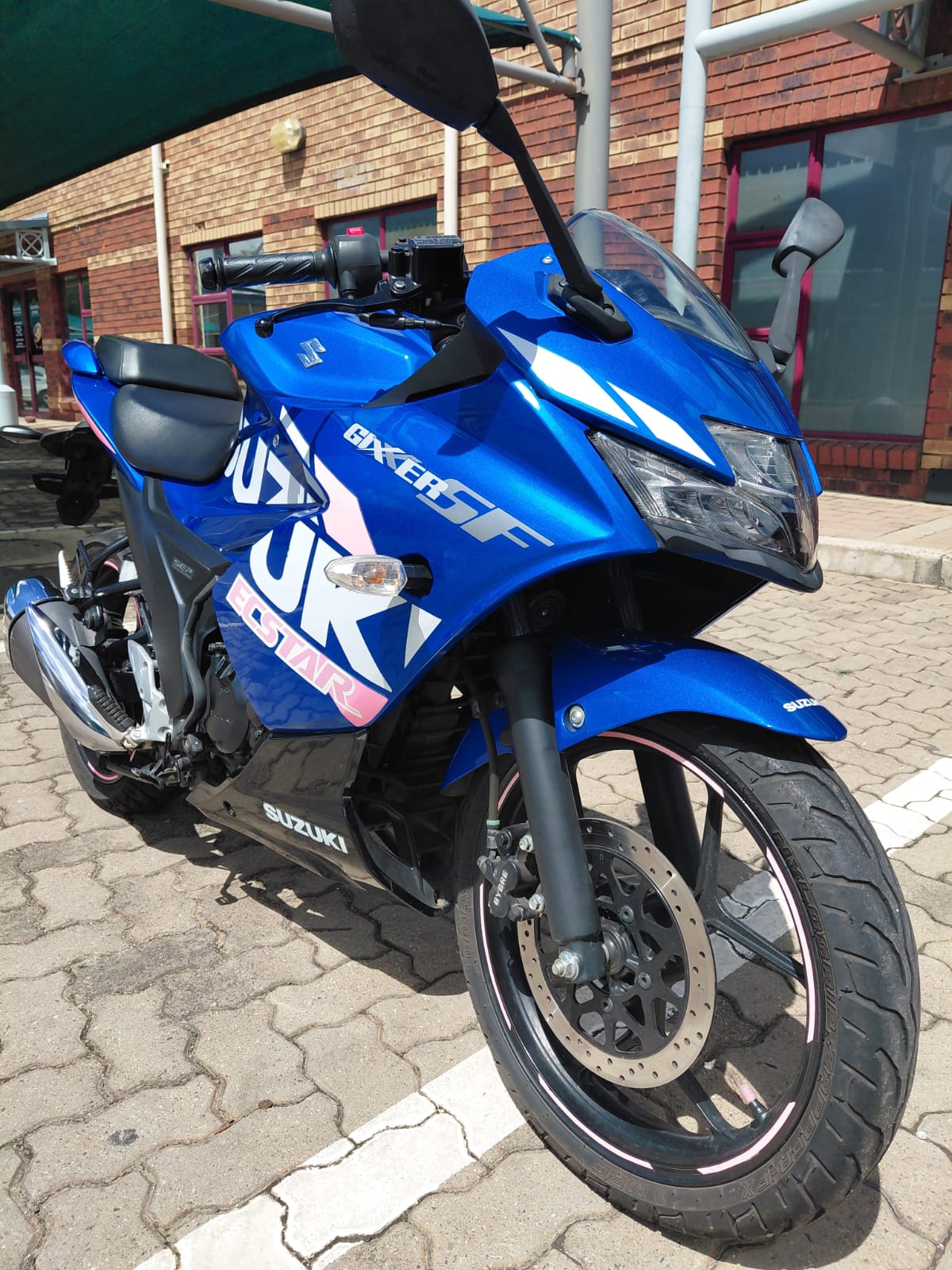 Suzuki GIXXER 150