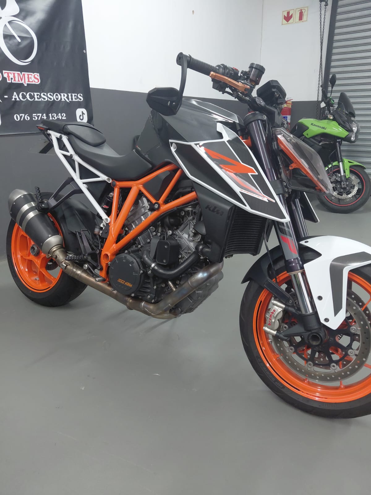 KTM 1290 SUPER DUKE