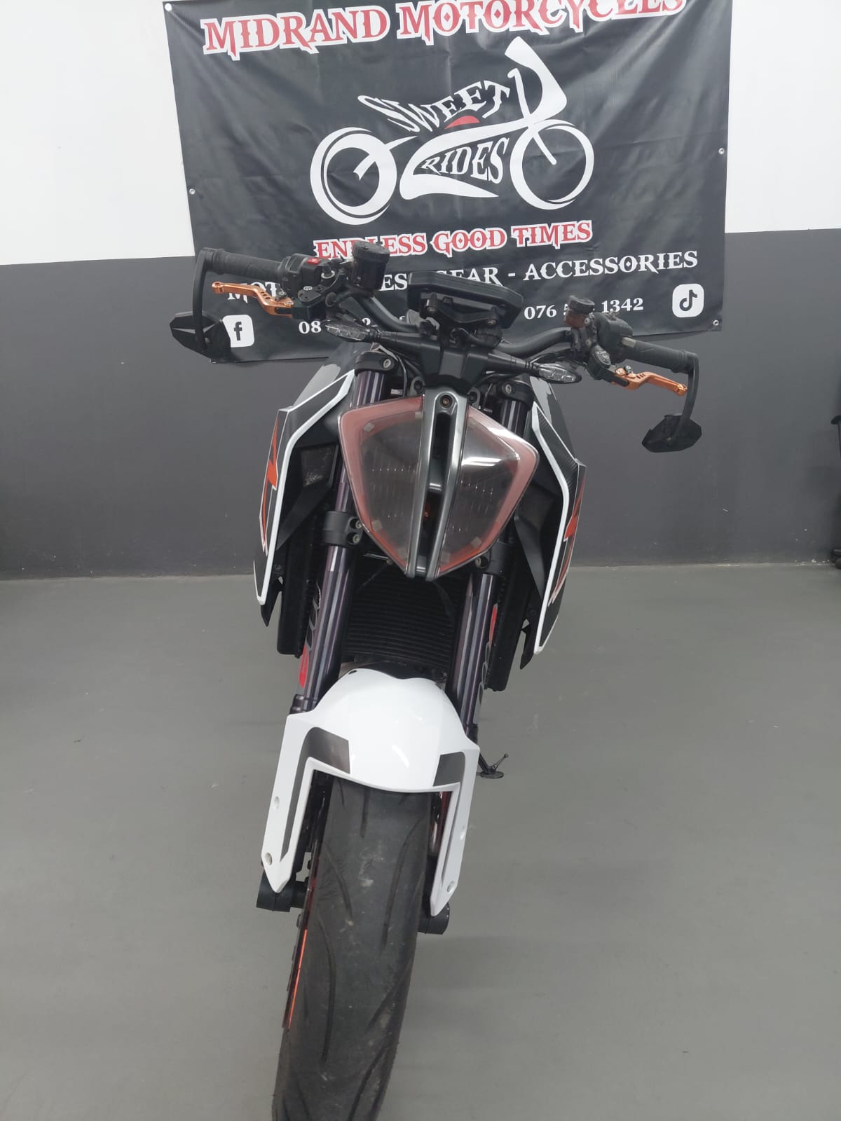 KTM 1290 SUPER DUKE - Image 3