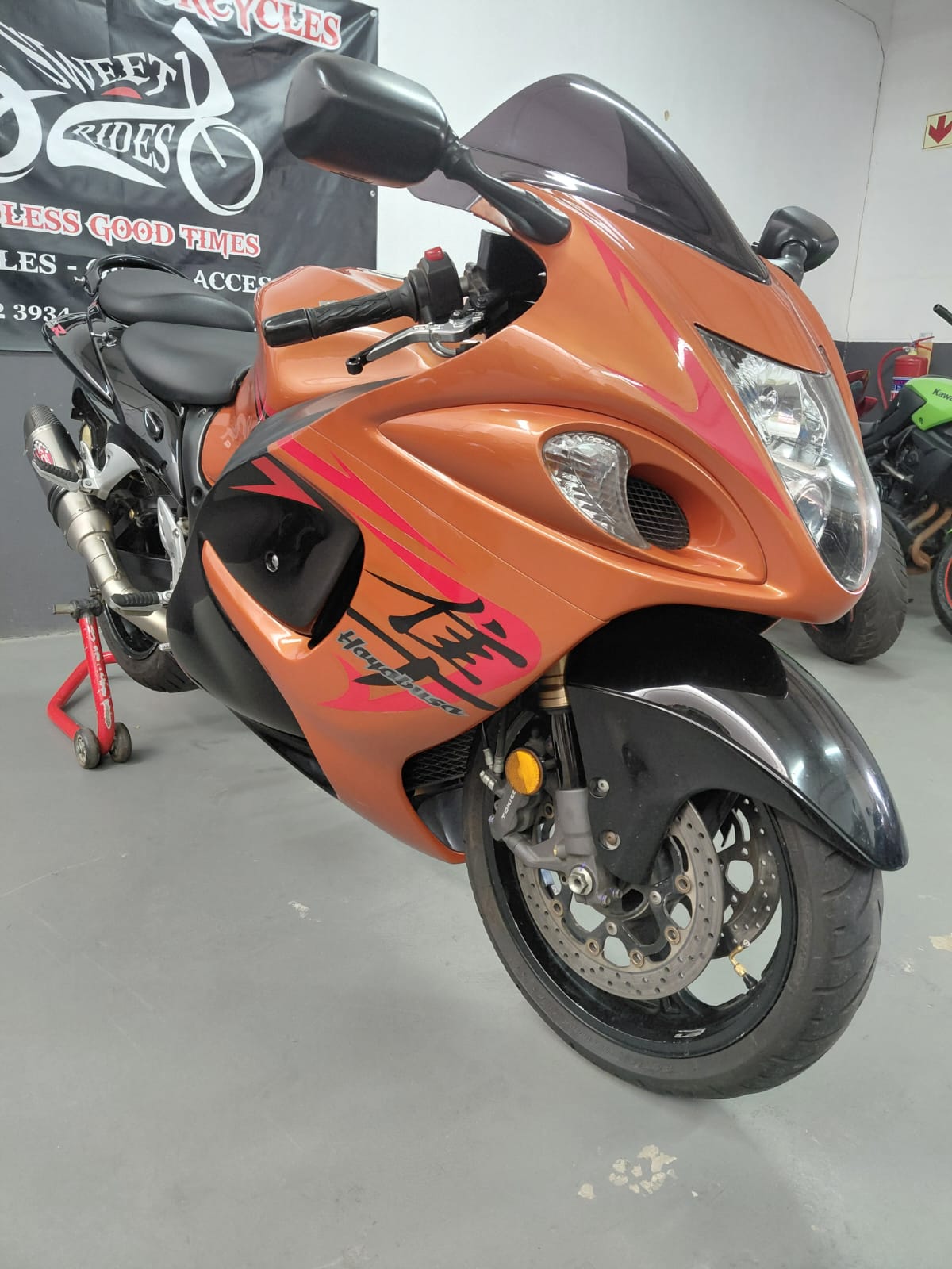 SUZUKI BUSA -GEN 2