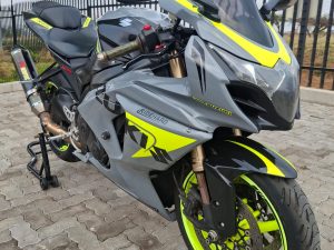 SUZUKI **GSXR 1000**