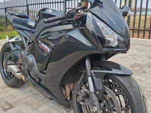 HONDA CBR-1000-RR