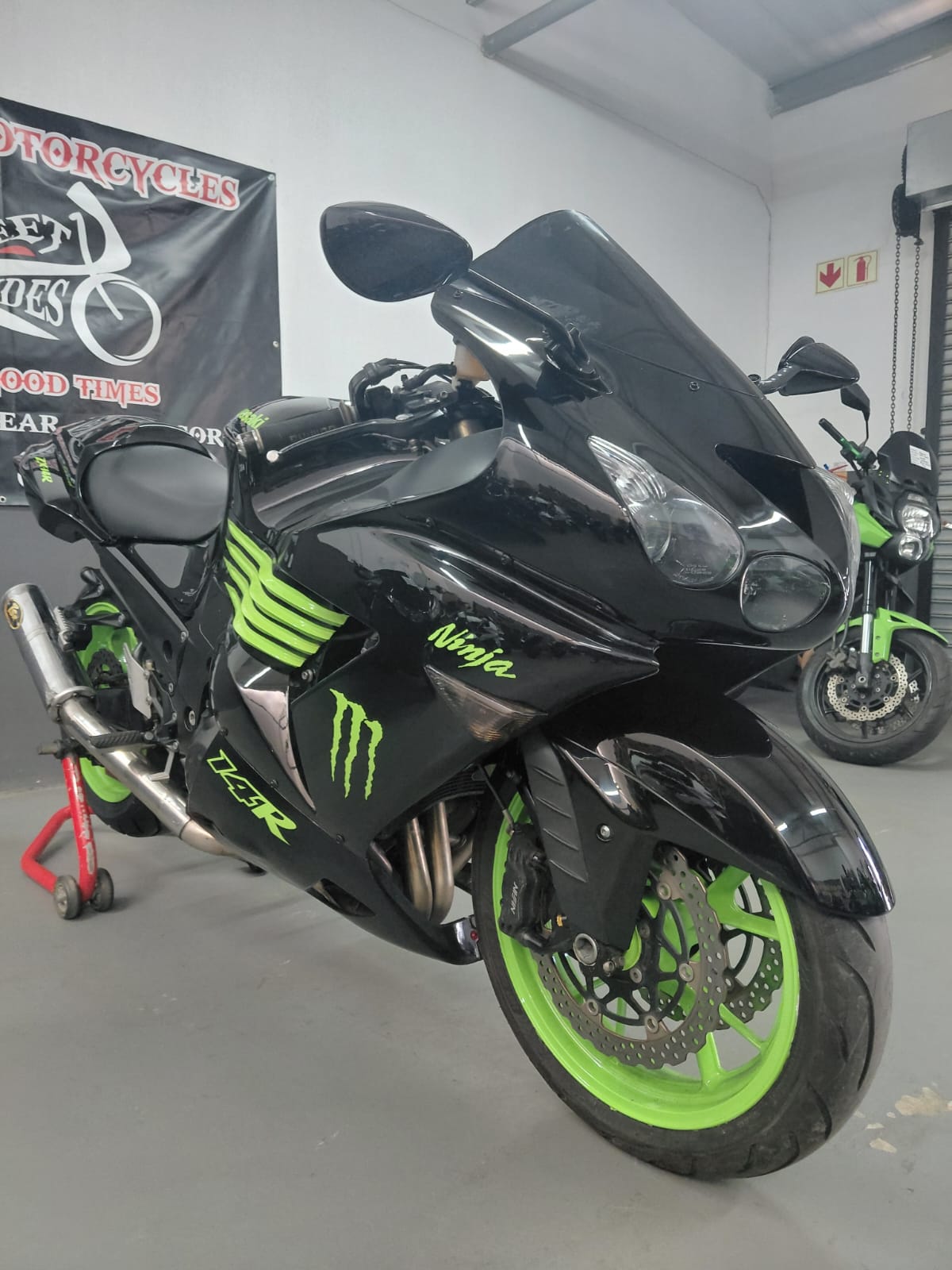 KAWASAKI ZX 14-R
