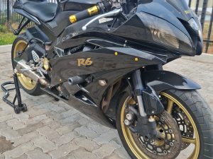 YAMAHA YZF-R6